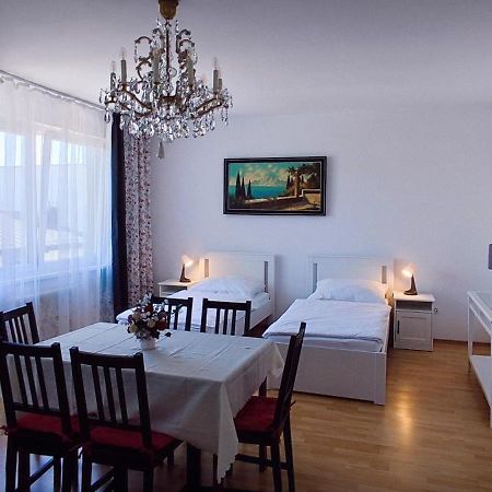 Apartment Nahe Rosenhuegel Wina Bagian luar foto